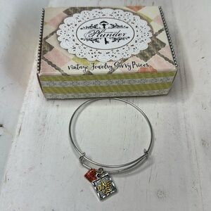 Plunder Design Vintage Bracelet with Heart‎ & I Love Us